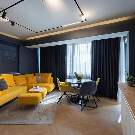 Topaz Beachfront Apartment Варна Экстерьер фото
