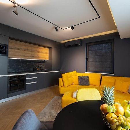 Topaz Beachfront Apartment Варна Экстерьер фото