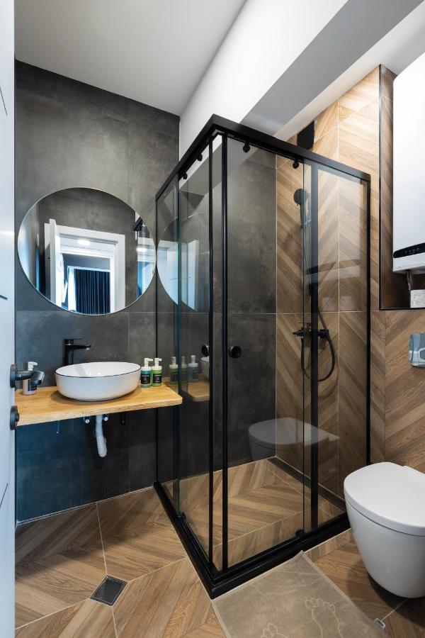 Topaz Beachfront Apartment Варна Экстерьер фото
