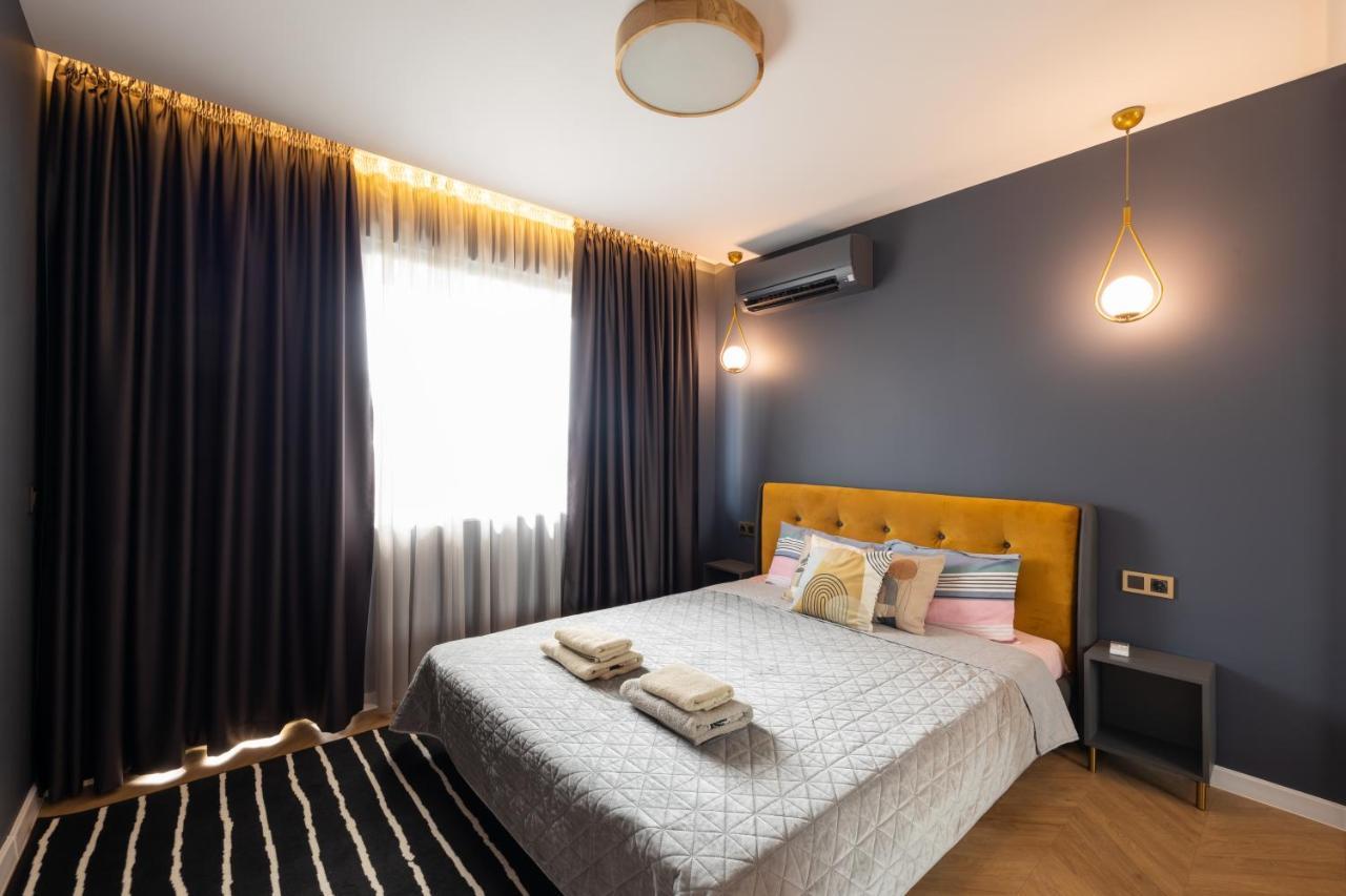 Topaz Beachfront Apartment Варна Экстерьер фото