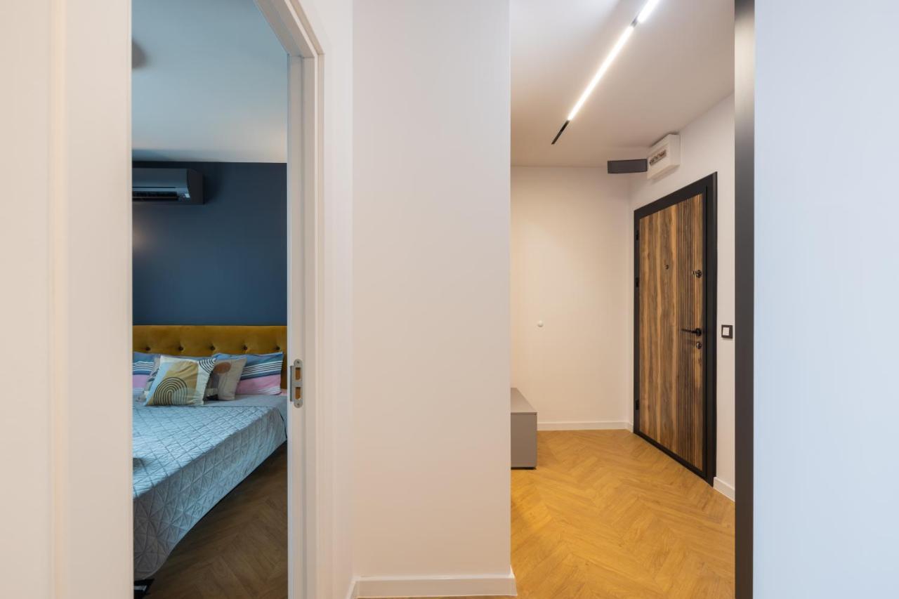 Topaz Beachfront Apartment Варна Экстерьер фото